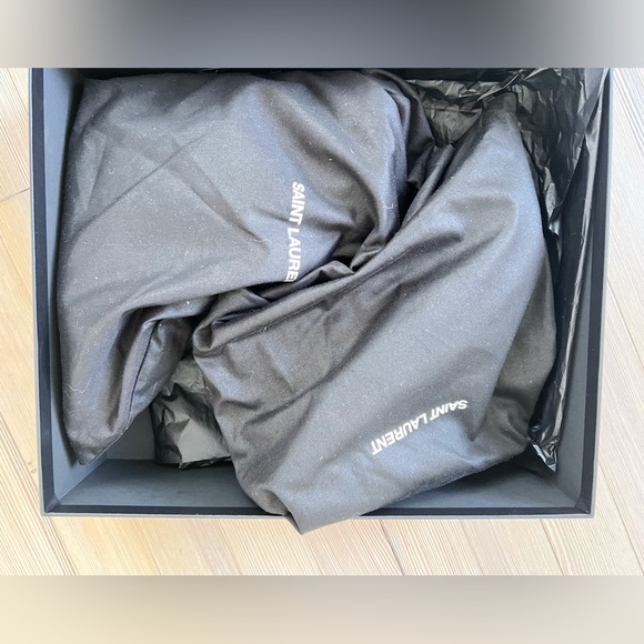 Saint Laurent snakeskin heel boots - Picture 4 of 10